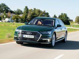 Audi A8 L 60 TFSI e Quattro adalah kereta elektrik pertama Audi