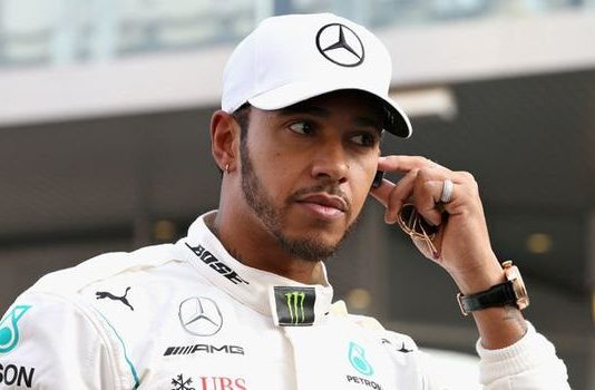 Lewis Hamilton dikenakan penalti, podium tempat ketiga direbut!
