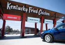 KFC Drive-Thru sahaja pertama di dunia dibuka