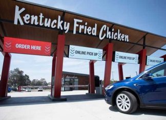 KFC Drive-Thru sahaja pertama di dunia dibuka
