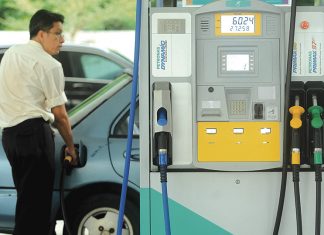 Subsidi RON95 : Guna pelbagai mekanisme, bukan Mykad semata