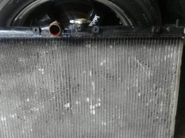 Radiator kereta bocor, ini tandanya dan anda perlu berhati-hati!