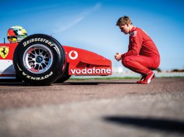 Ferrari F2002 Michael Schumacher dijual pada RM27j