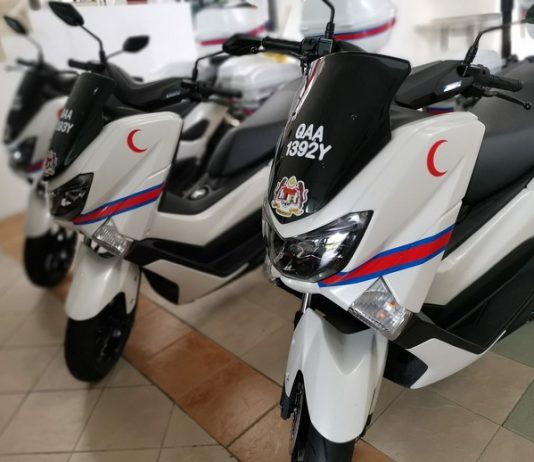 Yamaha NMax dijadikan motosikal ambulans