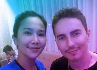 Dayana Roza dengan Jorge Lorenzo tak ada apa-apa
