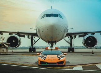 Lapangan terbang di Itali ini gunakan Lamborghini Huracan LP 580-2 untuk kereta Follow-Me