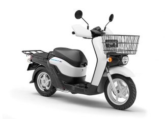 Posmen di Jepun mulai guna motosikal elektrik