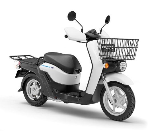 Posmen di Jepun mulai guna motosikal elektrik