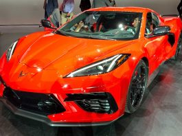 Chevrolet Corvette Stingray C8 pertama dijual pada RM12.2j