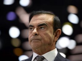 Carlos Ghosn, bekas bos Nissan larikan diri dari Jepun