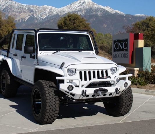 Jeep Wrangler diubahsuai jadi 6 tayar, inspirasi dari Mercedes-AMG G63