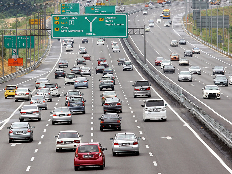 sekatan jalan raya plus