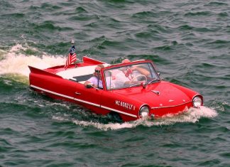 Amphicar ialah sebuah kereta dua alam keluaran tahun 1961