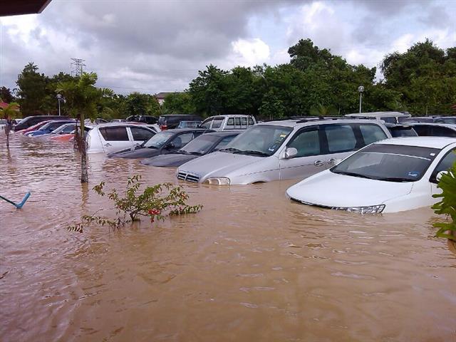 tuntutan perlindungan banjir