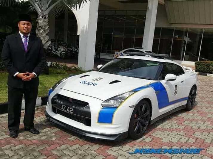 Mengapa pasukan Di Raja Johor  Polis boleh guna kereta 