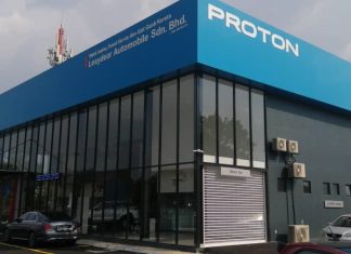 Proton 3S terbaharu dibuka di Puchong oleh Lesydear Automobile