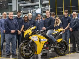 Pelajar universiti di England cipta motosikal lumba elektrik