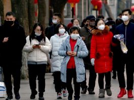 Virus Corona: Pelancong Cina dilarang masuk ke pameran kereta Virus Corona