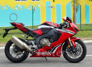Honda CBR1000RR Fireblade – Superbike Tidak Memenatkan Penunggang