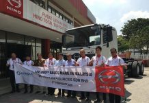 Hino rai penyerahan trak ke-100,000