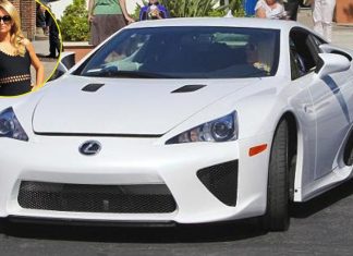 Lexus LFA milik Paris Hilton kini dilelong, harga cecah hampir RM2.1j