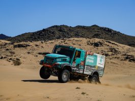 Pasukan Petronas De Rooy IVECO harungi cabaran Dakar Rally 2020