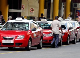 Pemandu teksi warga Indonesia raba polis wanita ditahan