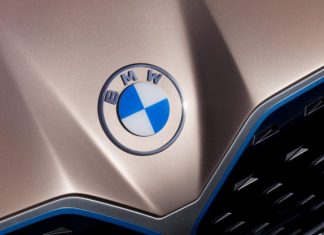 BMW perkenalkan logo terbarunya pada BMW i4