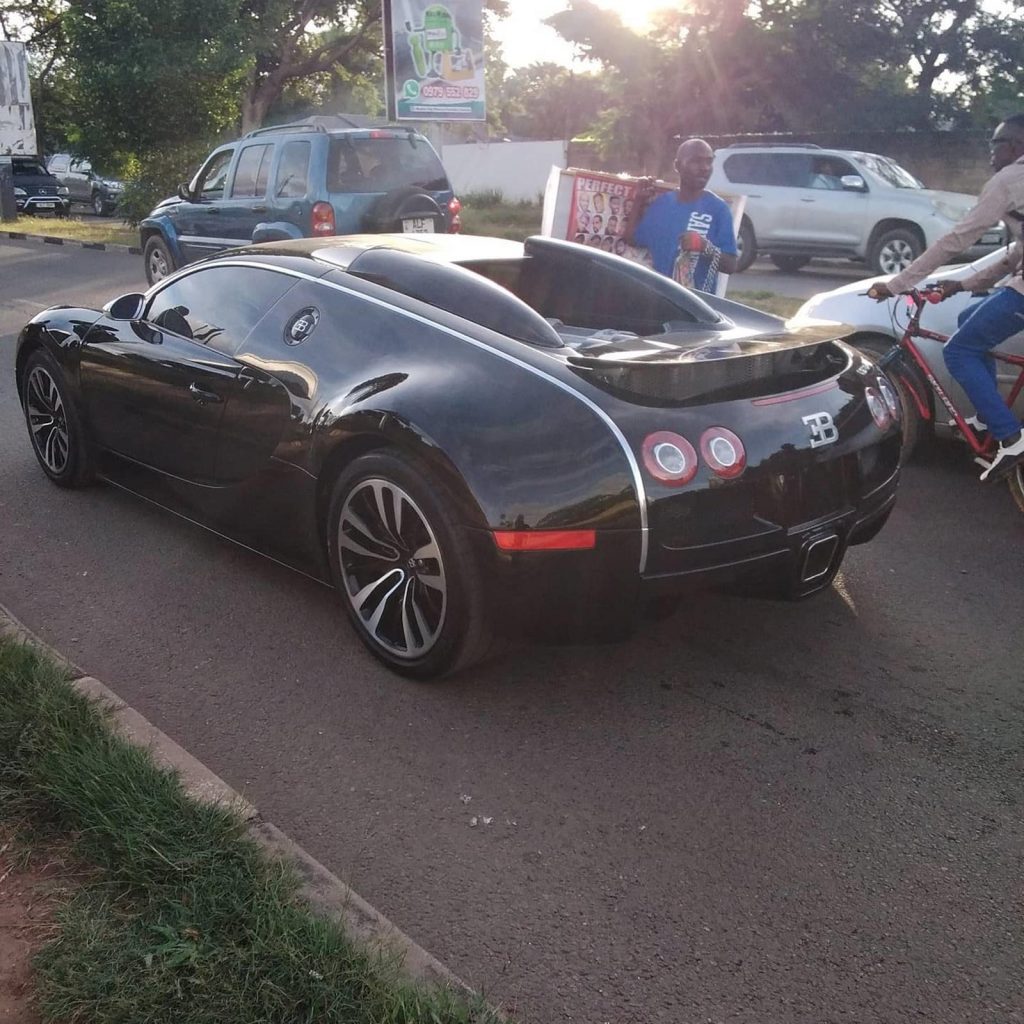 Bugatti Veyron Sang Noir