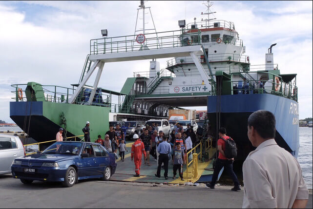 Perkhidmatan feri penumpang, bot laju ke tanah besar Sabah ...