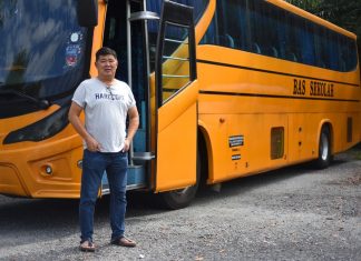 Uncle Kentang sediakan bas untuk warga Puchong buat rombongan kahwin