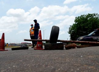 Ditembak mati sebab ingkar perintah berkurung