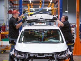 Covid-19: Kes positif mencecah 1 juta, pekerja automotif di USA enggan kembali bekerja