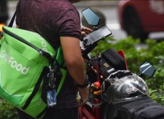 Covid-19: Semua penghantar makanan perlu jalani ujian saringan kesihatan