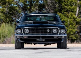 Ford Mustang Boss 429 tahun 1969 milik Paul Walker ini akan dilelong