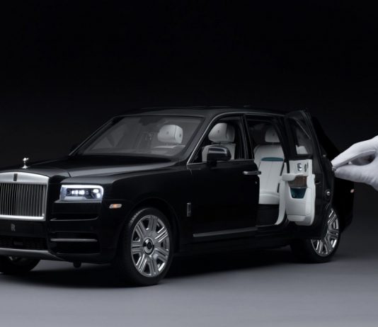 Rolls-Royce ambil masa 450 jam untuk hasilkan replika Cullinan dengan skala 1:8