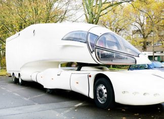 Trak futuristik Innotruck ini akan dijual, untuk pengumpul luar biasa