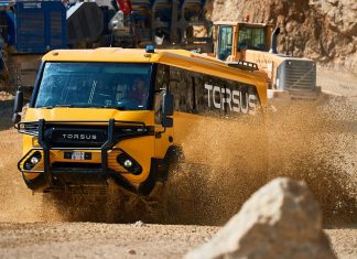 Praetorian, bas off-road pertama di dunia oleh Torsus
