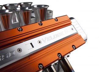 Alat pembuat kopi dengan reka bentuk enjin jentera Formula 1