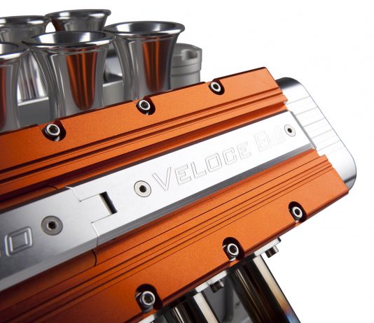 Alat pembuat kopi dengan reka bentuk enjin jentera Formula 1