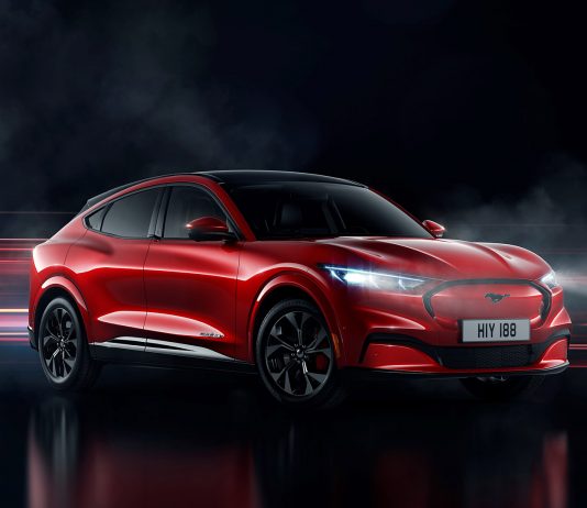 Hanya dicas 10 minit, Ford Mustang Mach-E 2021 boleh mendapat jarak pemanduan 98km