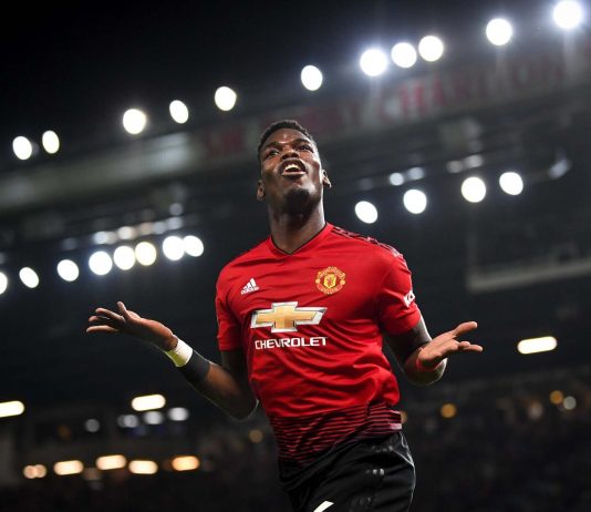 Paul Pogba pandu Ferrari 812 Superfast ke sesi latihan pertama Manchester United