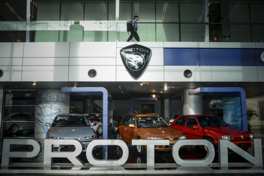 operasi proton
