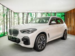 BMW X5 xDrive45e M Sport model PHEV CKD terkini dengan 394hp dan 600Nm tork