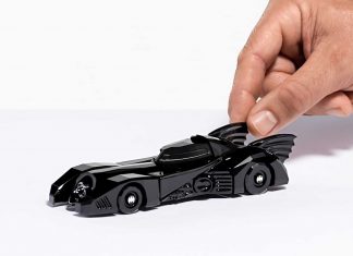 Model skala Batmobile oleh Swarovski dijual pada harga RM2.6k!