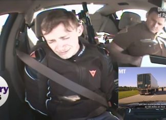 Pecut 294km/j berani, bila ditahan polis menangis pulak!