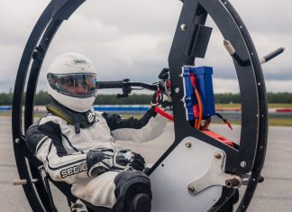 EV360, motosikal monowheel elektrik yang mampu memecut hingga 112km/j