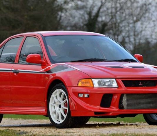 Imbau kembali 20 tahun Mitsubishi Lancer Evolution bertapak di UK