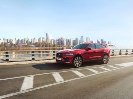 Jaguar F-PACE kini dengan enjin 2.0-liter baru, mampu hasilkan hingga 300PS