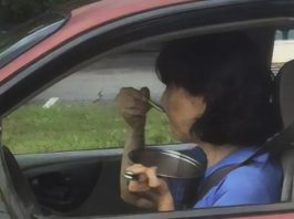 11 kelakuan pelik pemandu yang dirakam oleh kamera, siap ada gigit kasut!